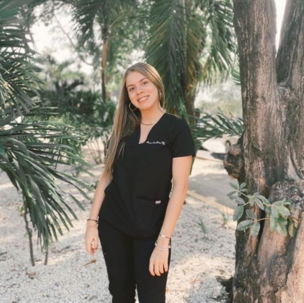 Meet your Posher, Annie